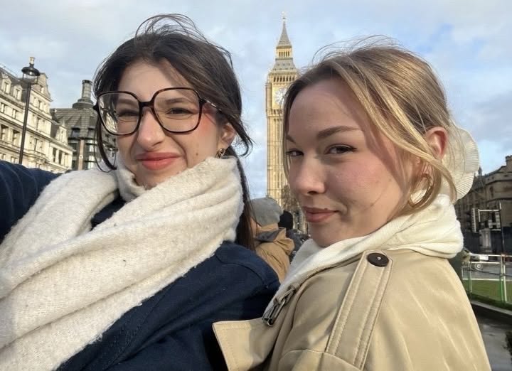 Photo du duo d'artistes